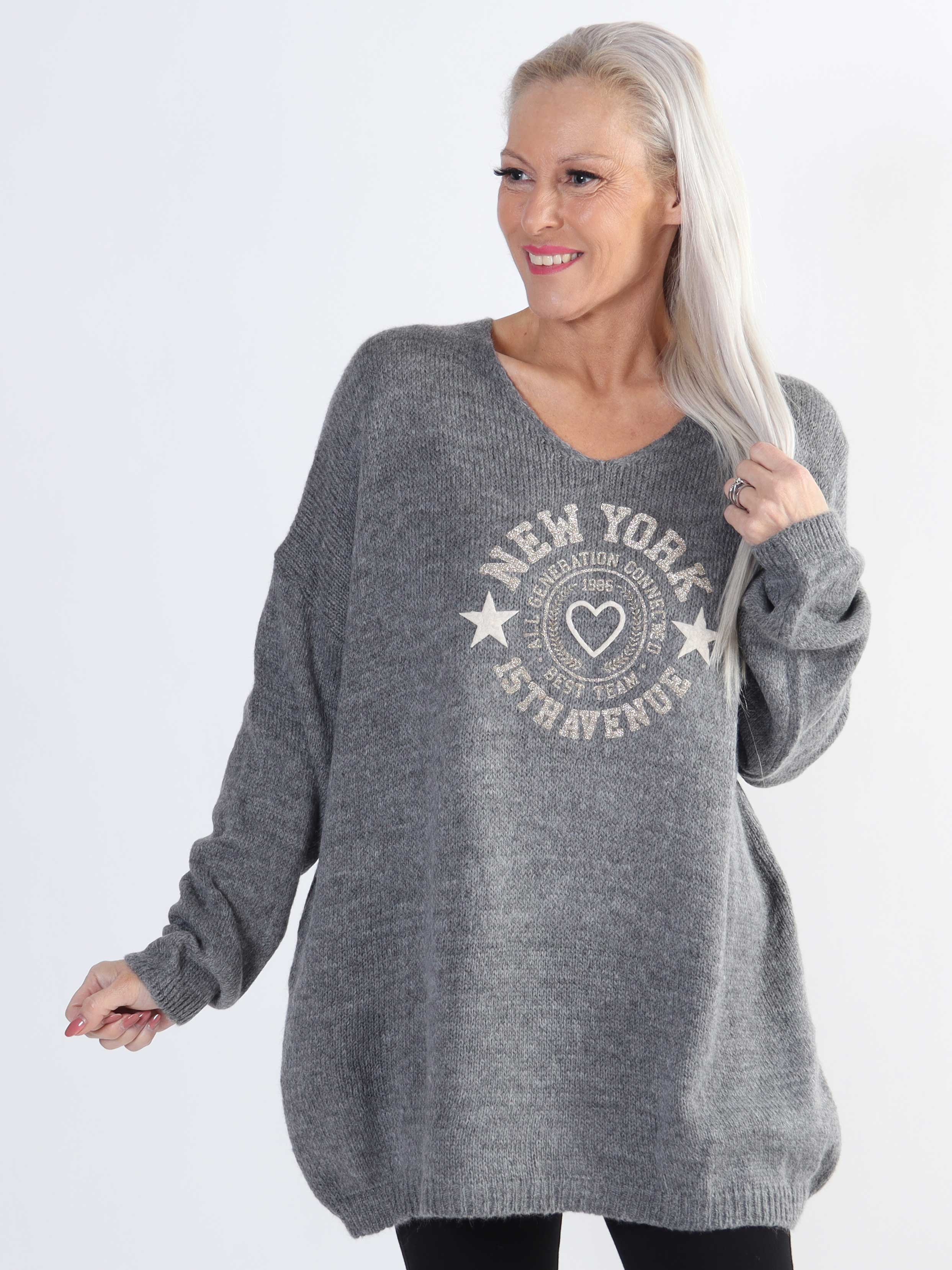 Achilla - Plus size strikbluse med guld print foran
